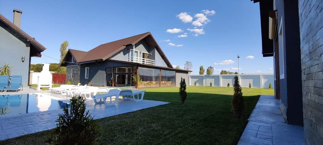 Închiriere Vile de Lux|  Izvorani | SPA și Facilități Premium - Poză 1