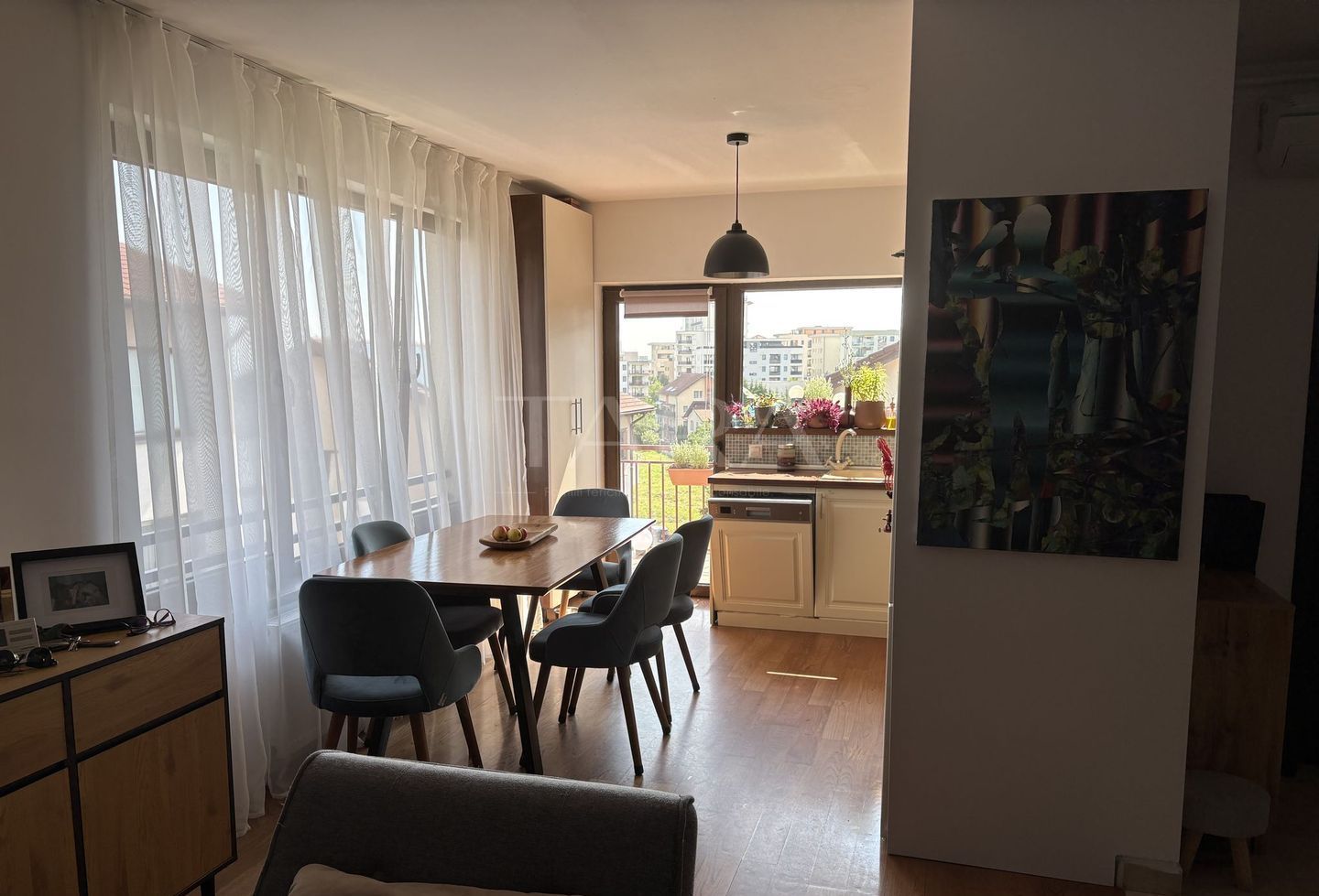 Apartament singur pe etaj, 2 balcoane și parcare, Andrei Mureșanu. - Poză 5