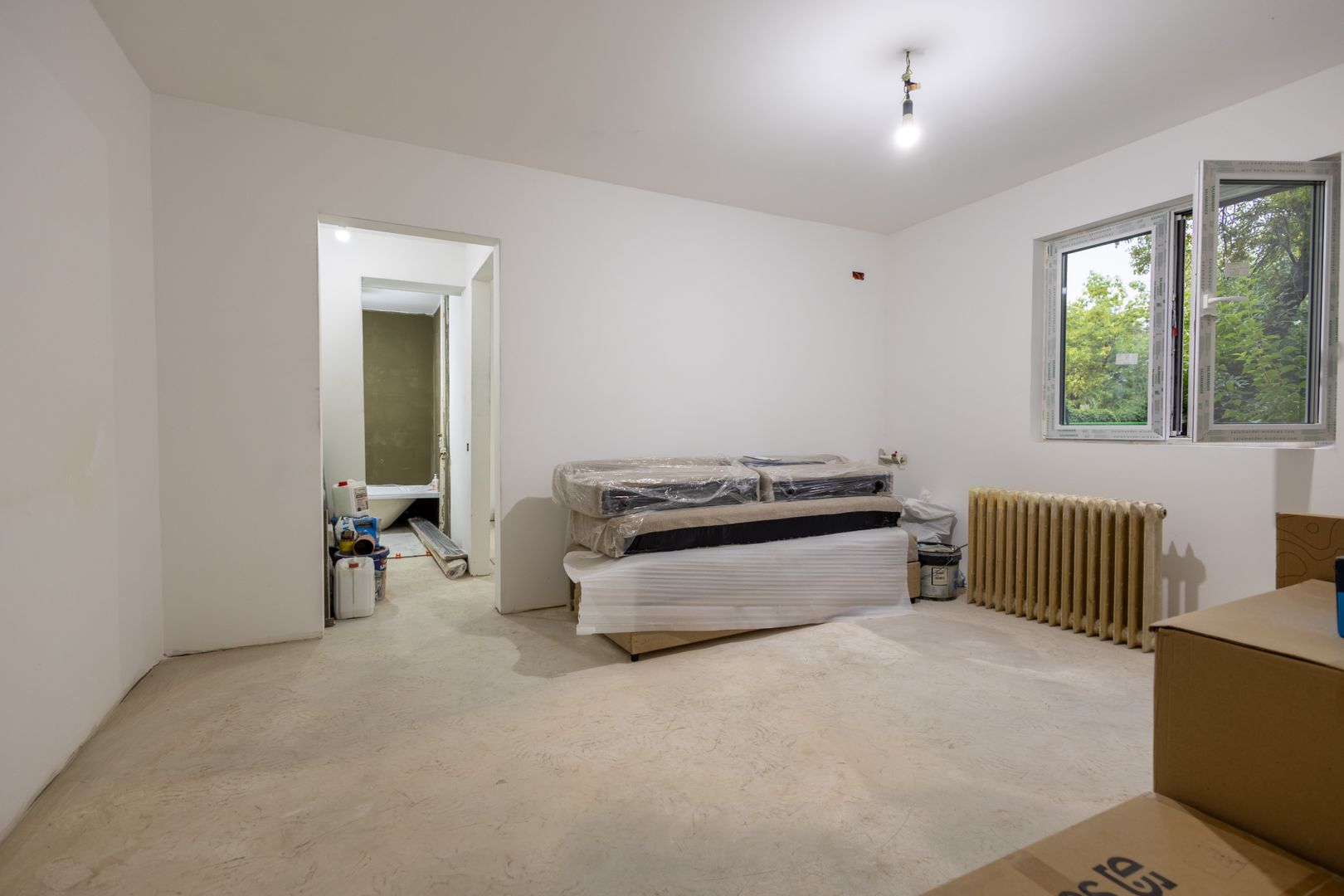 2 camere la parter, renovare avansată | Str. Argeșelu, Școala 110 - Poză 4