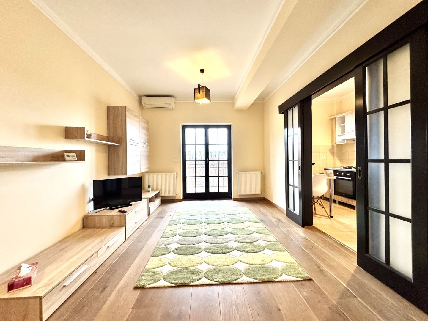 Spațiu, lumină și liniște – 2 Camere în zona Ronat - Poză 15