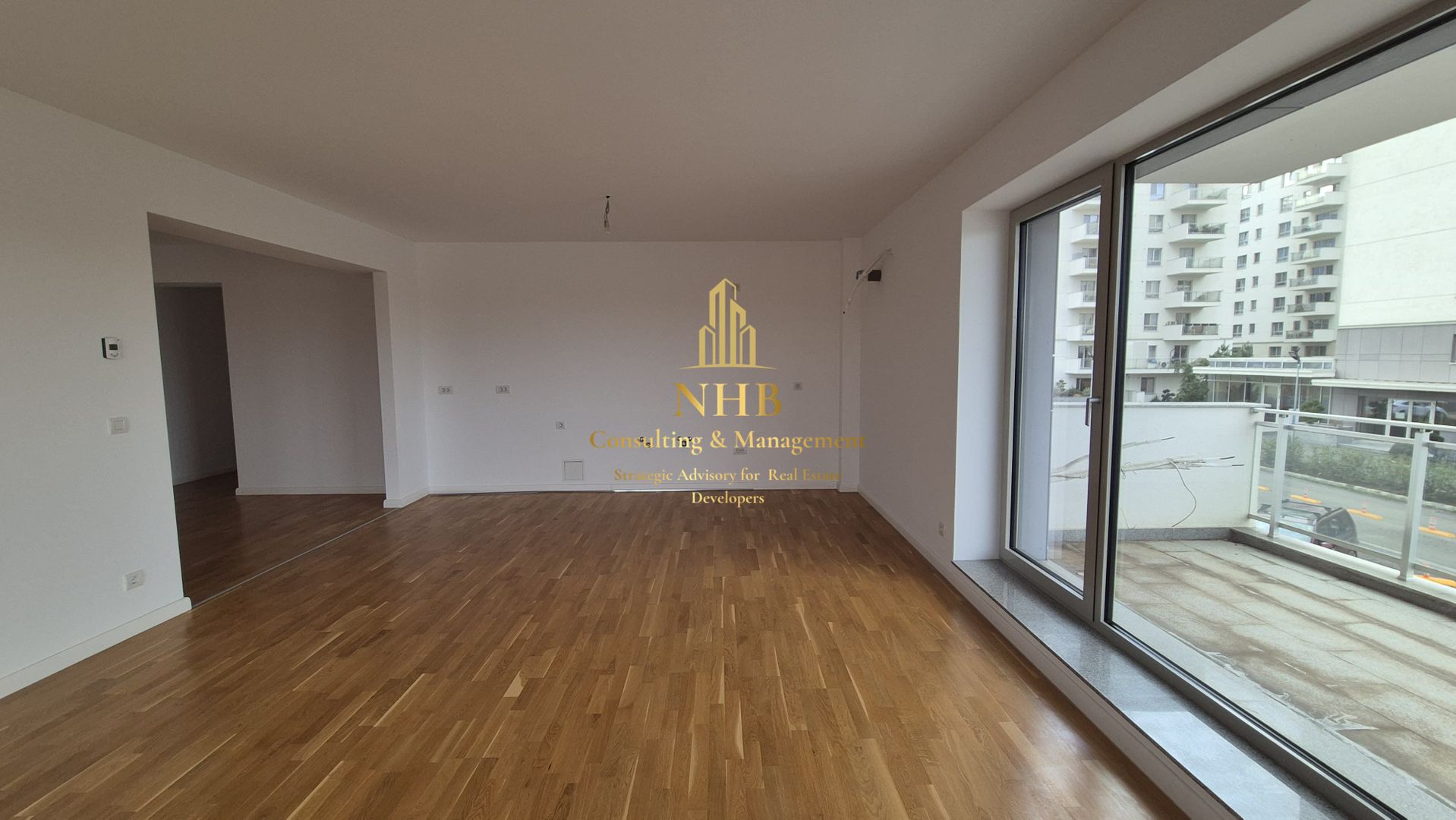 Apartament 3 camere tip duplex, 3 bai + parcare - 1 Mai / Domenii - Poză 3