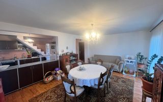 Apartament cu 5 camere | posibilitate cash / credit ipotecar | 2 Etaje | Terasa - Poză 2