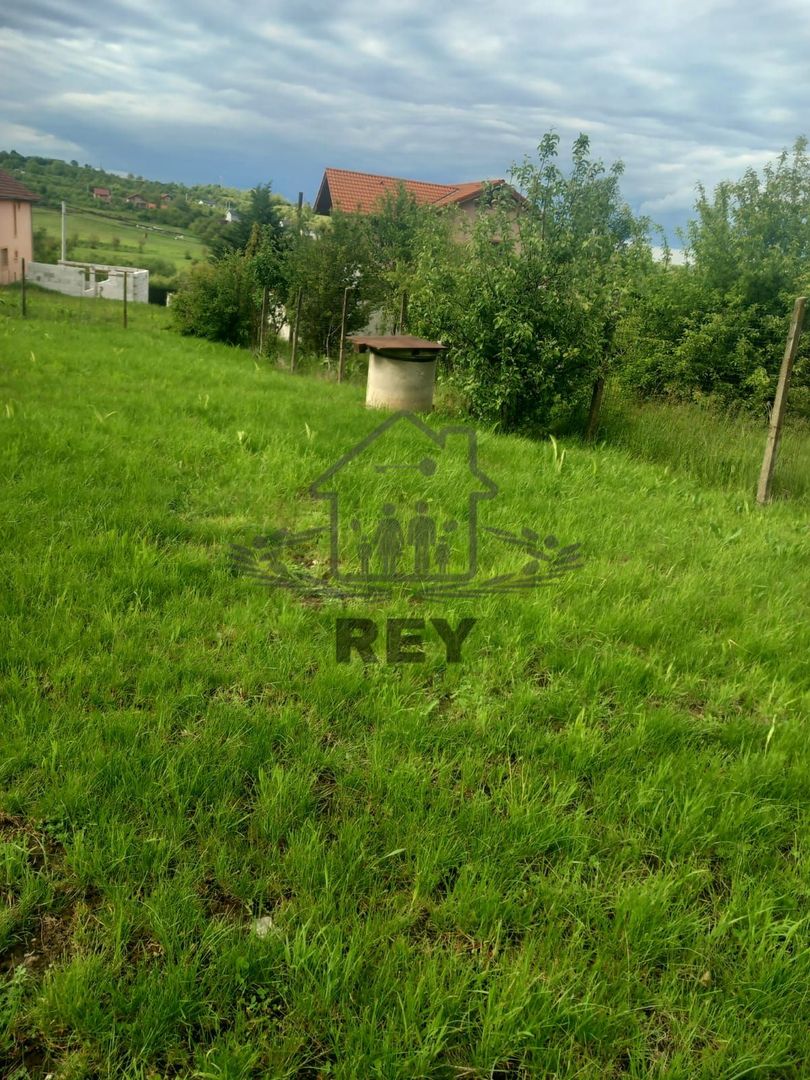 De vânzare teren construcții în suprafața de 790 mp cu 13ml front str. - Poză 3