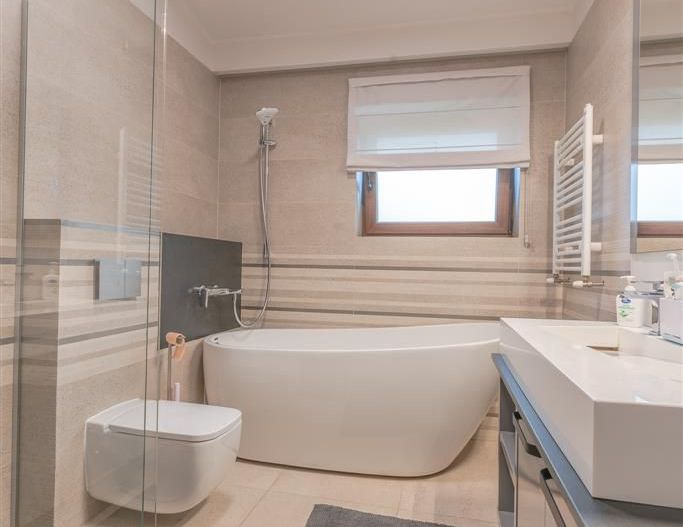 Calitate si confort in Cristian - Poză 16