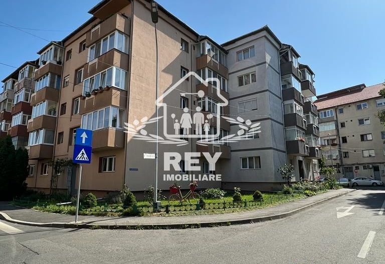 Apartament decomandat de vânzare zona Bâlea 2 camere 2 balcoane - Poză 3