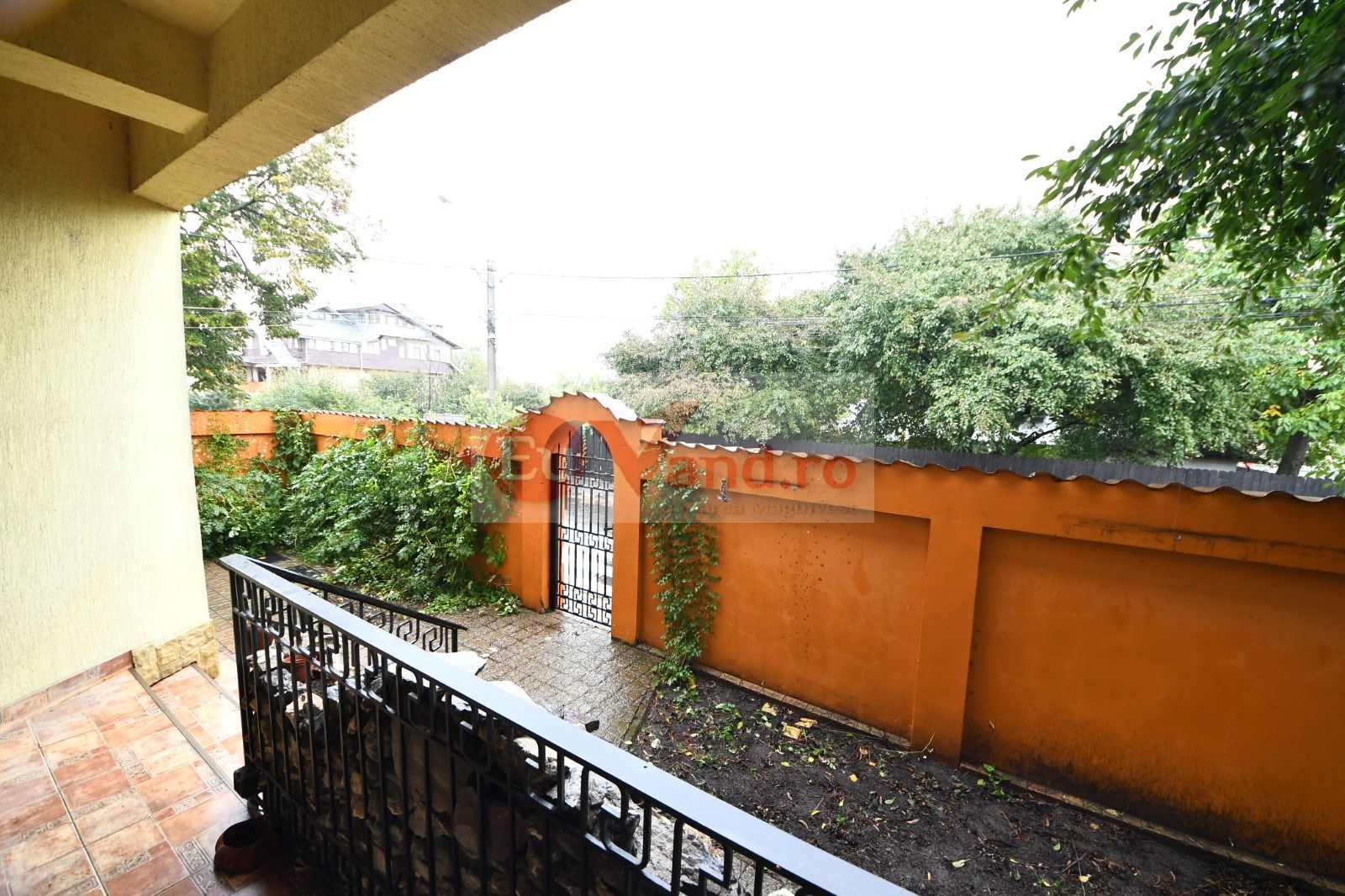 Vila spatioasa, pretabil pentru locuit/clinica, zona Micro 17 – Galati - Poză 43