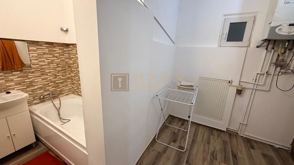 cladire istorica| Iosefin| 2 dormitoare| centrala proprie| camere inalte| - Poză 5