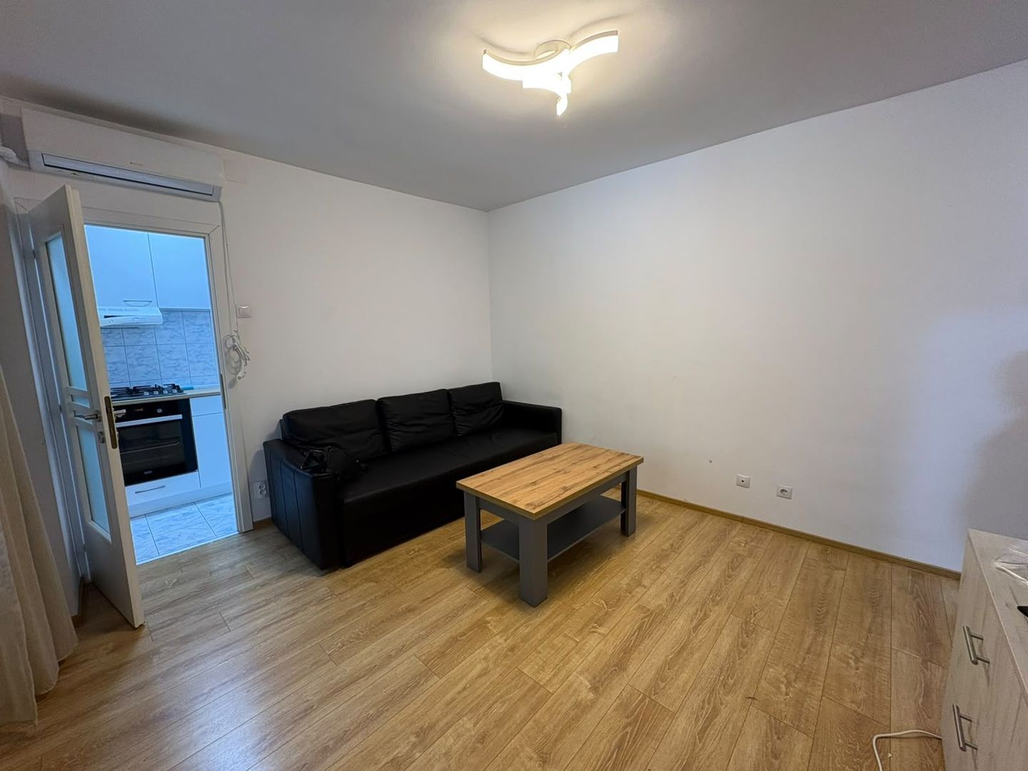 GARSONIERA- BRANCOVEANU, PARCARE ADP , METROU 8 MINUTE, MODERN - Poză 3