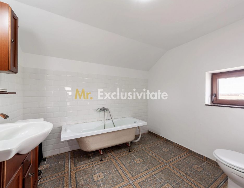 Casa moderna in Bradu - 3 camere,sauna proprie,mobilata , - Poză 9