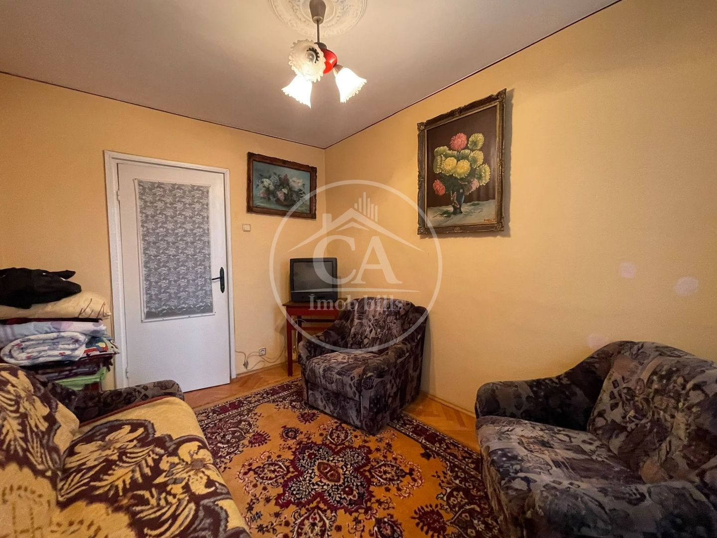 Apartament de vânzare cu 3 camere în zona Dacia, Oradea - Poză 3