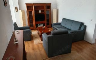 Vând apartament cu 2 camere în Tg Mureș, zonă centrală - Poză 1