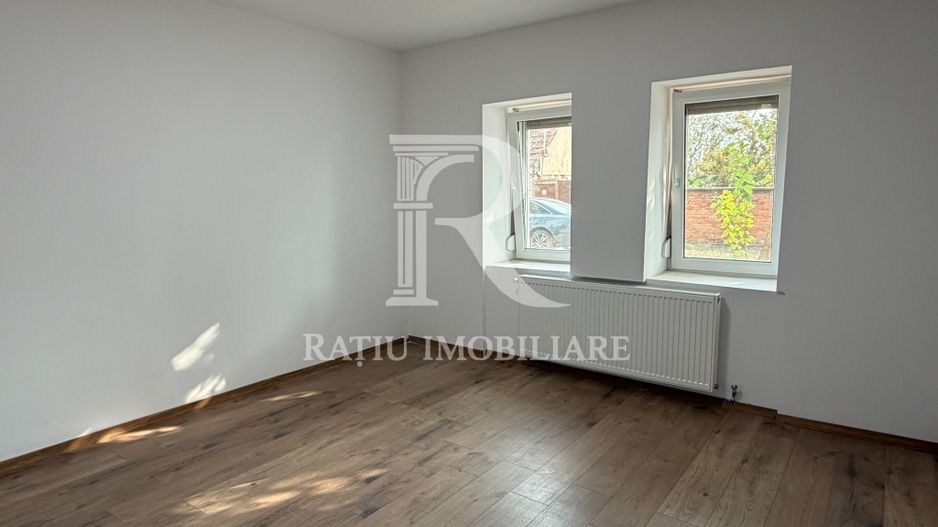 Casa 3 camere | Renovata Recent | Curte | Episcopia | Oradea - Poză 3