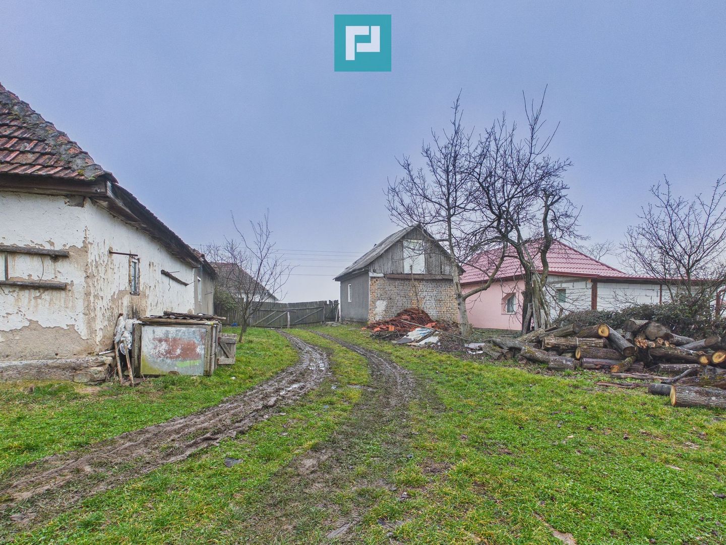 Casă și teren 5.000 mp în Poiana-Tășad, Bihor - Poză 10