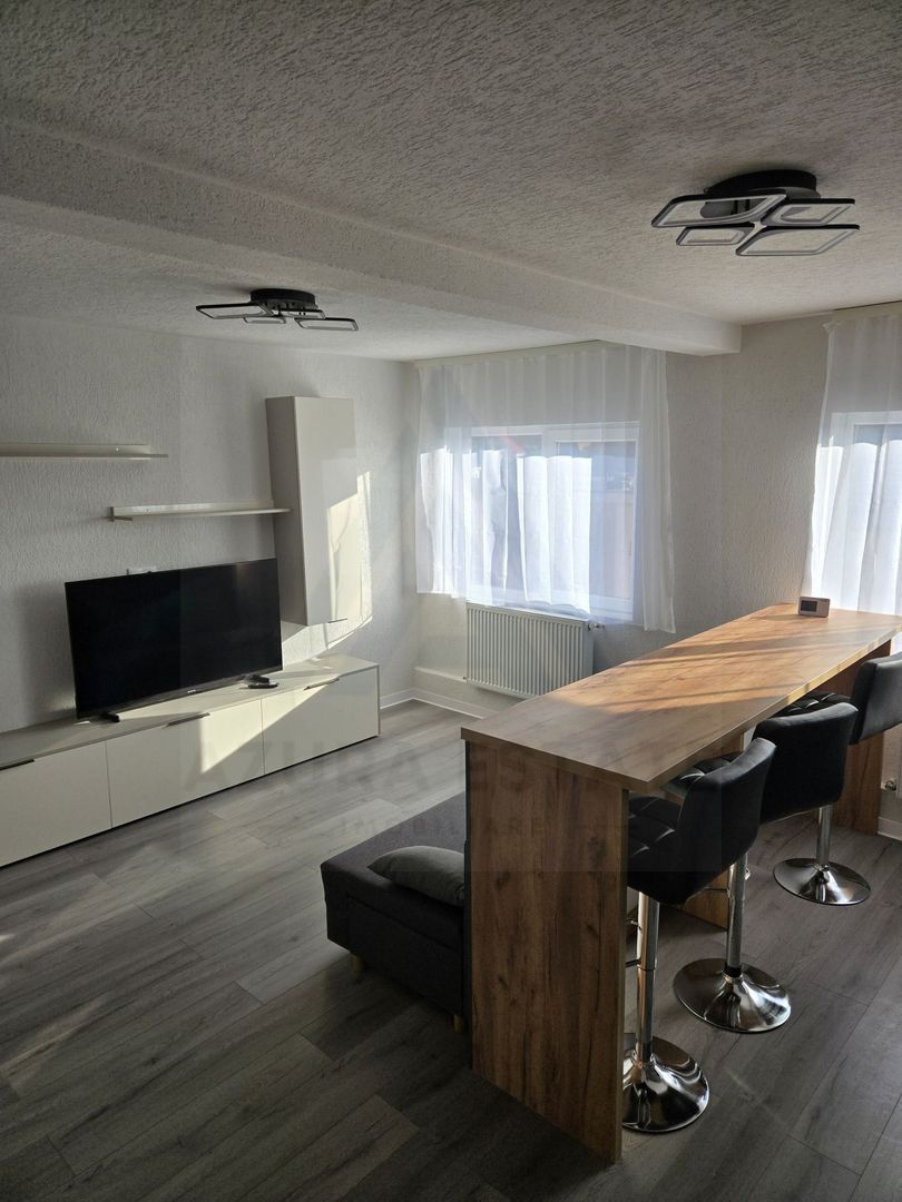 Apartament modern 3 camere 2 bai 70 mp utili Cartier Strand - Poză 2