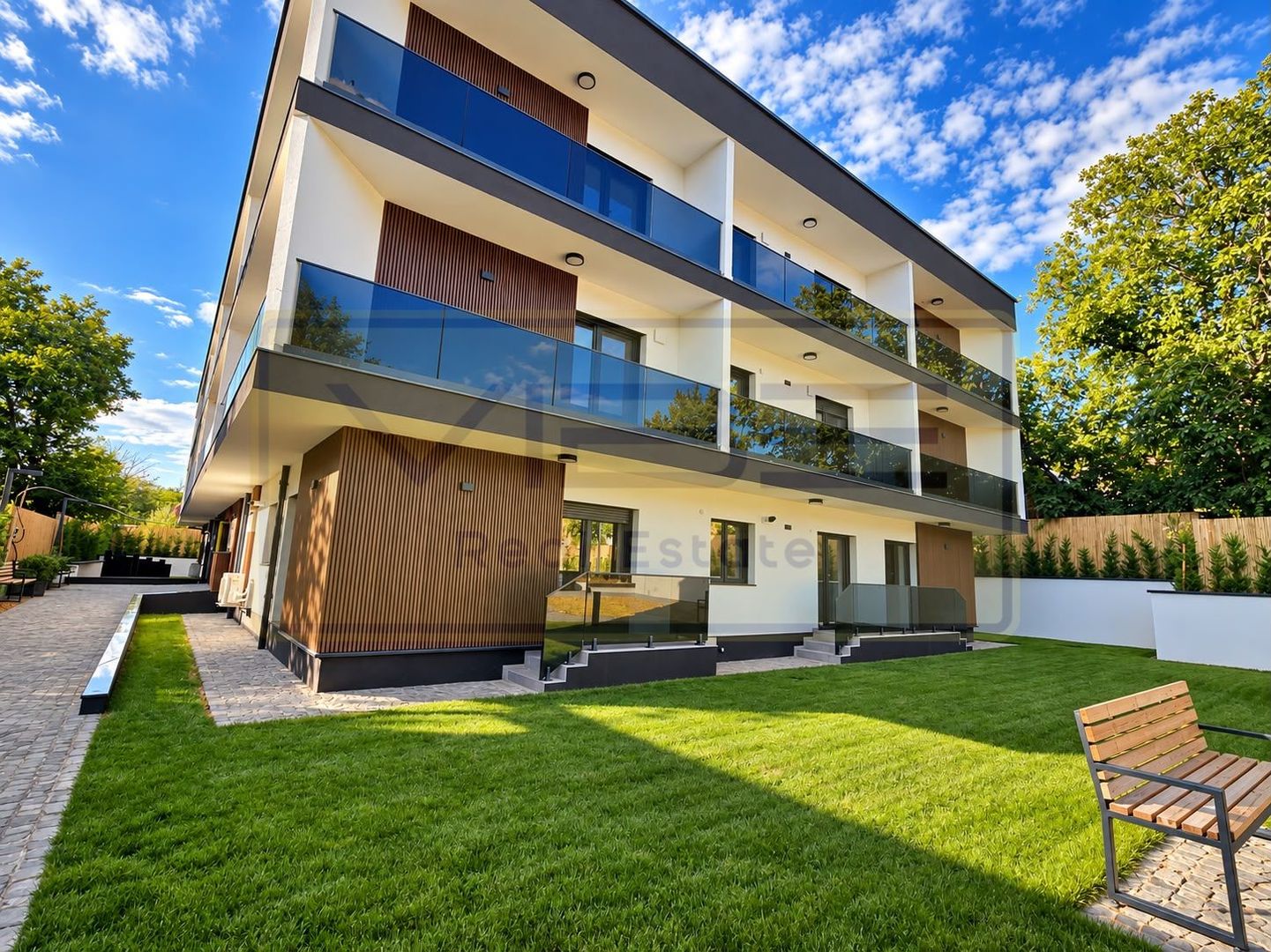 Apartament premium 2 camere + parcare Parcul Copou - Poză 2