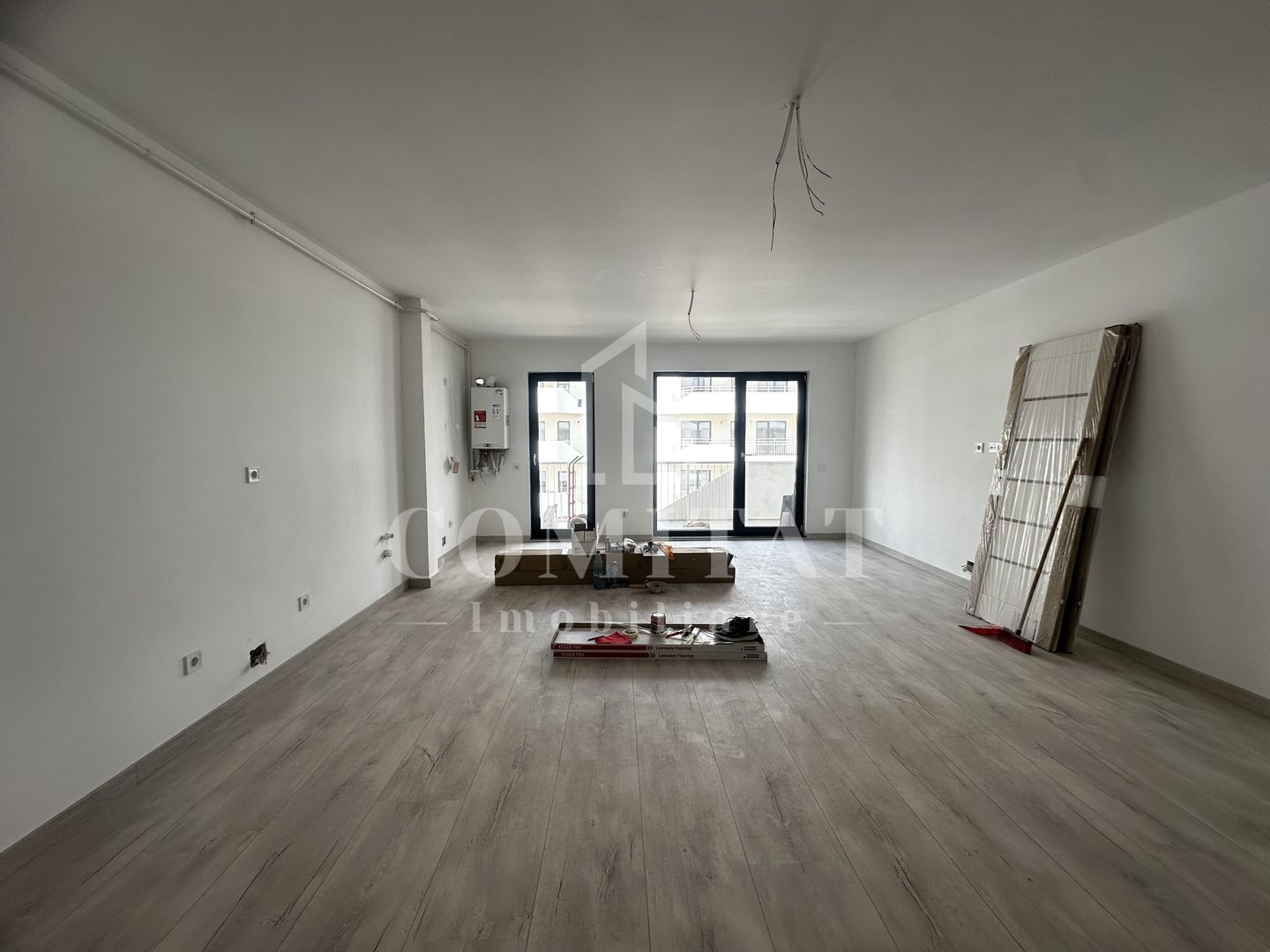 Apartament finisat | Etaj intermediar | Eroilor - Floresti - Poză 1