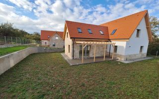 0% COMISION 3 Case individuale,  199 mp utili,  teren 533 mp, sat Gheorgheni - Poză 3