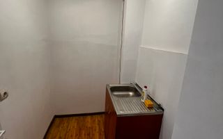 Garsonieră Micro 3 | Etaj 8/10 | Lift | Balcon | Parțial mobilată - Poză 3