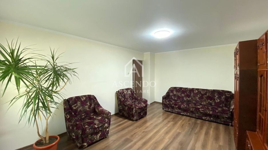 Apartament 4 camere | Etaj 1 | Bulevard principal | Alexandria - Poză 7
