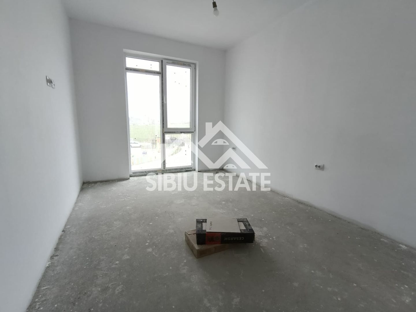 Apartament 3 camere –  Finisat la Cheie , Parcare Inclusă - Poză 4