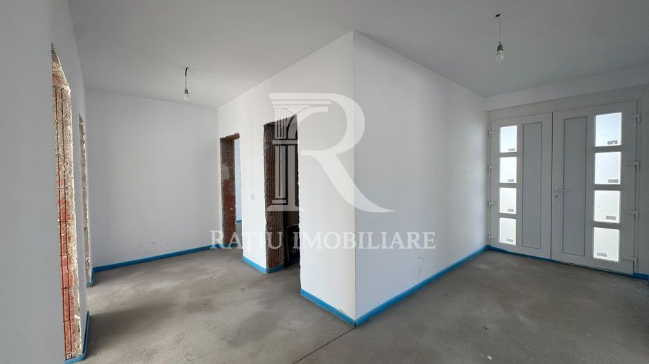 De Vanzare| Casa la alb cu 4 camere | Santandrei | 155.000  € - Poză 8