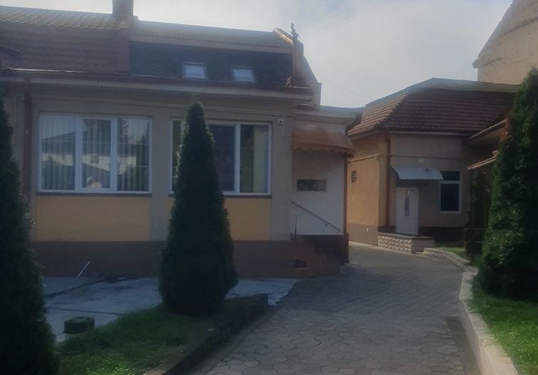 Vând 2 case cu aceasi intrare, Locația Satu Mare - Poză 3