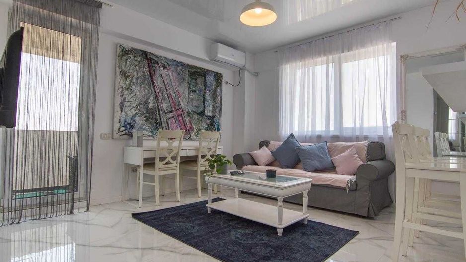 Vând Apartament 2 Camere - Pollux Residence, Etajul 8 - Poză 1