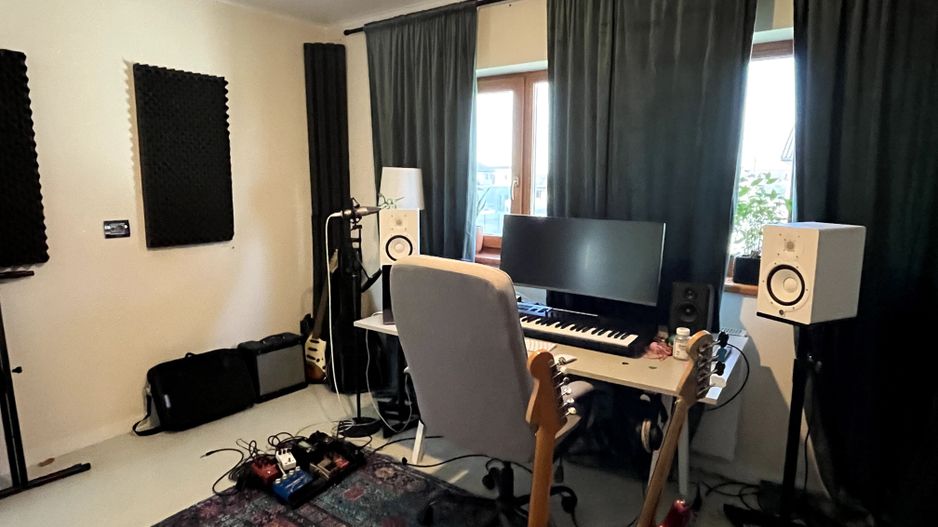 Locuinta spatioasa in triplex - Poză 24