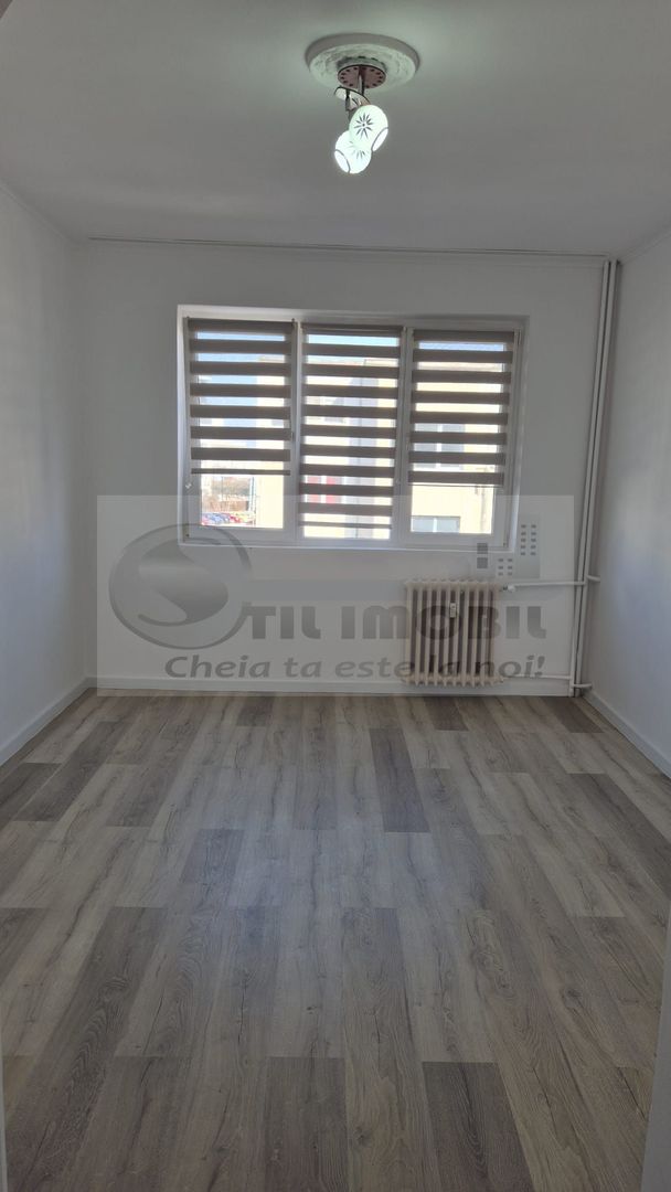 GARSONIERA  LIBERA  ETAJ 2 DIN 3  BAZA 3 - Poză 4