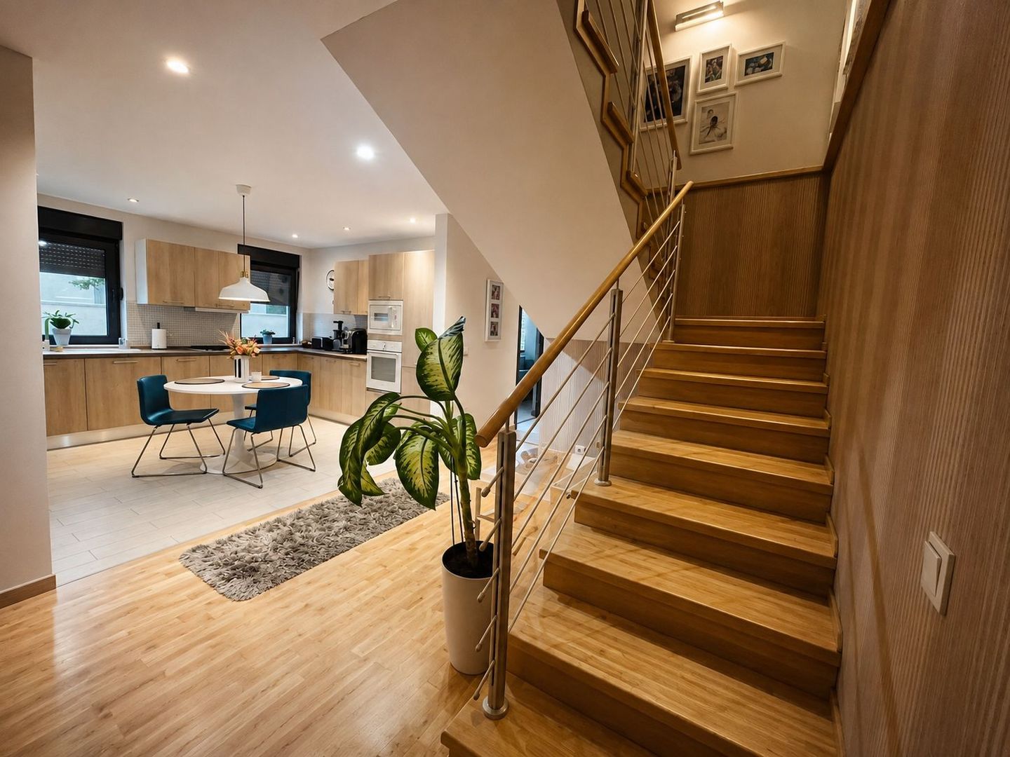Duplex de inchiriat | Dumbravita | 6 camere | 2 bai | Centrala proprie - Poză 9