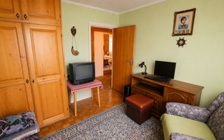 Apartament 3 camere decomandate, 55 mp, etaj 4/4 – Cisnădie - Poză 4
