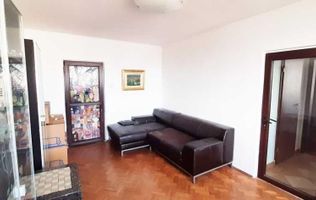 Apartament cu trei camere, Eroii Revolutiei