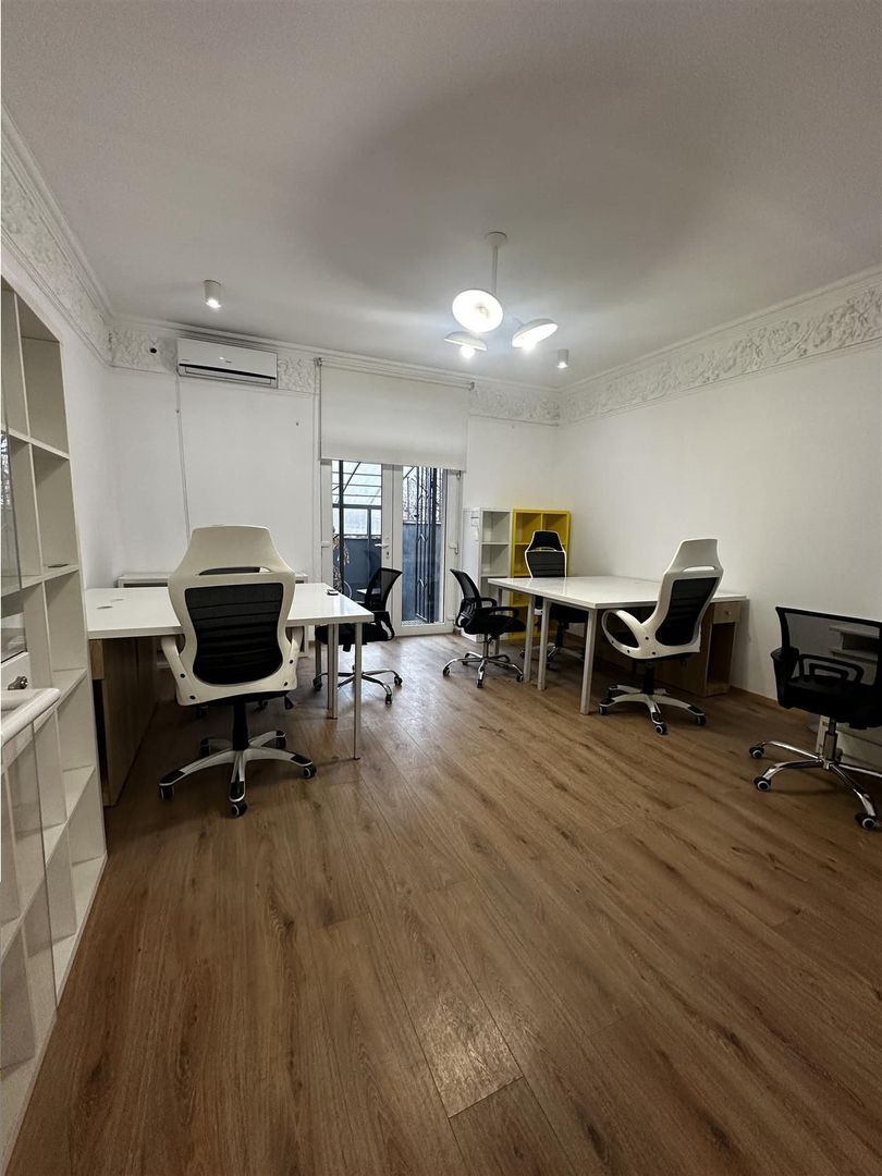 Spatiu Birou Ultracentral cu loc de parcare - Poză 1