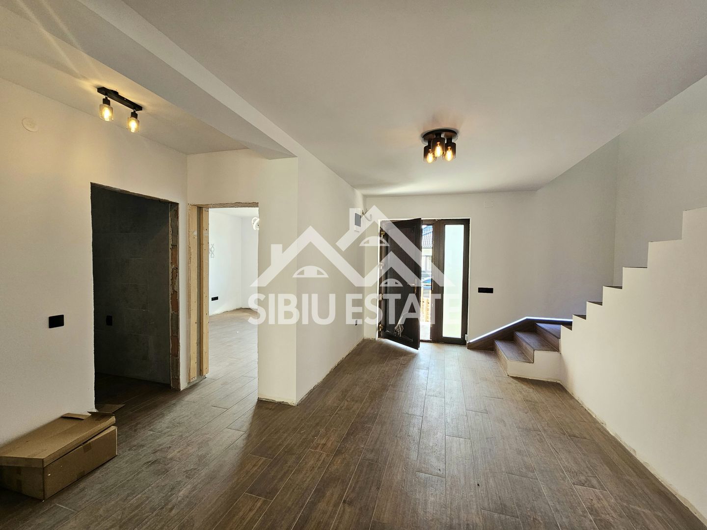 Casa noua 4 dormitoare Sibiu Sura Mica - Poză 12