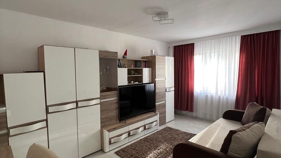 🏡Apartament 3 camere, decomandat, 70 mpu, Zona Iezer-Vasile Aaron - Poză 2