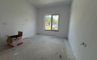 Casă Individuala | 3 camere | Toate utilitatile | Teren Generos | - Poză 5