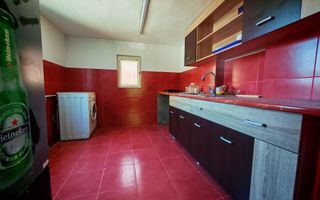 De Vânzare sau Închiriere: Clădire Mixtă (188 mp) cu Teren de 160 mp - Poză 4