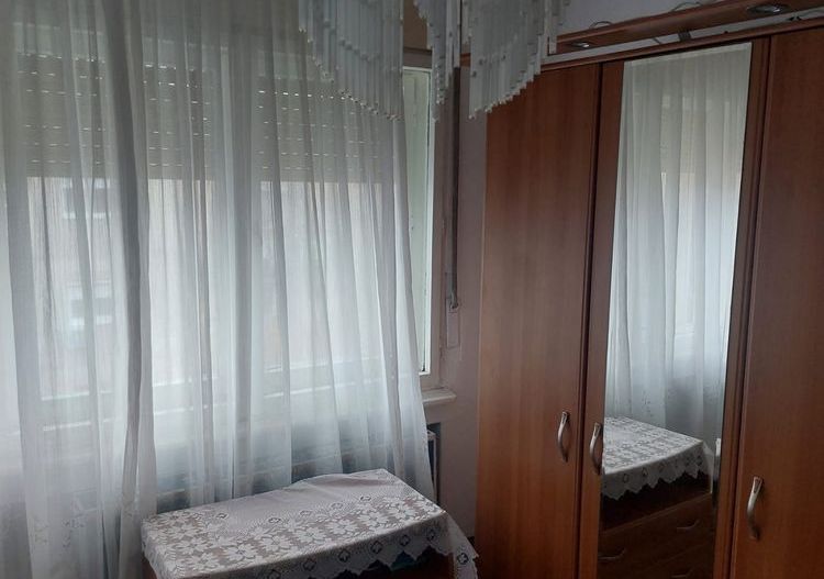 BRASADAS vinde ap 2 cam etaj 4/4 Micro 16. - Poză 4