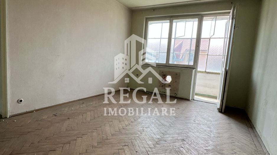 Apartament cu 2 camere, Micro 4 – Etaj 4/4 - Poză 1