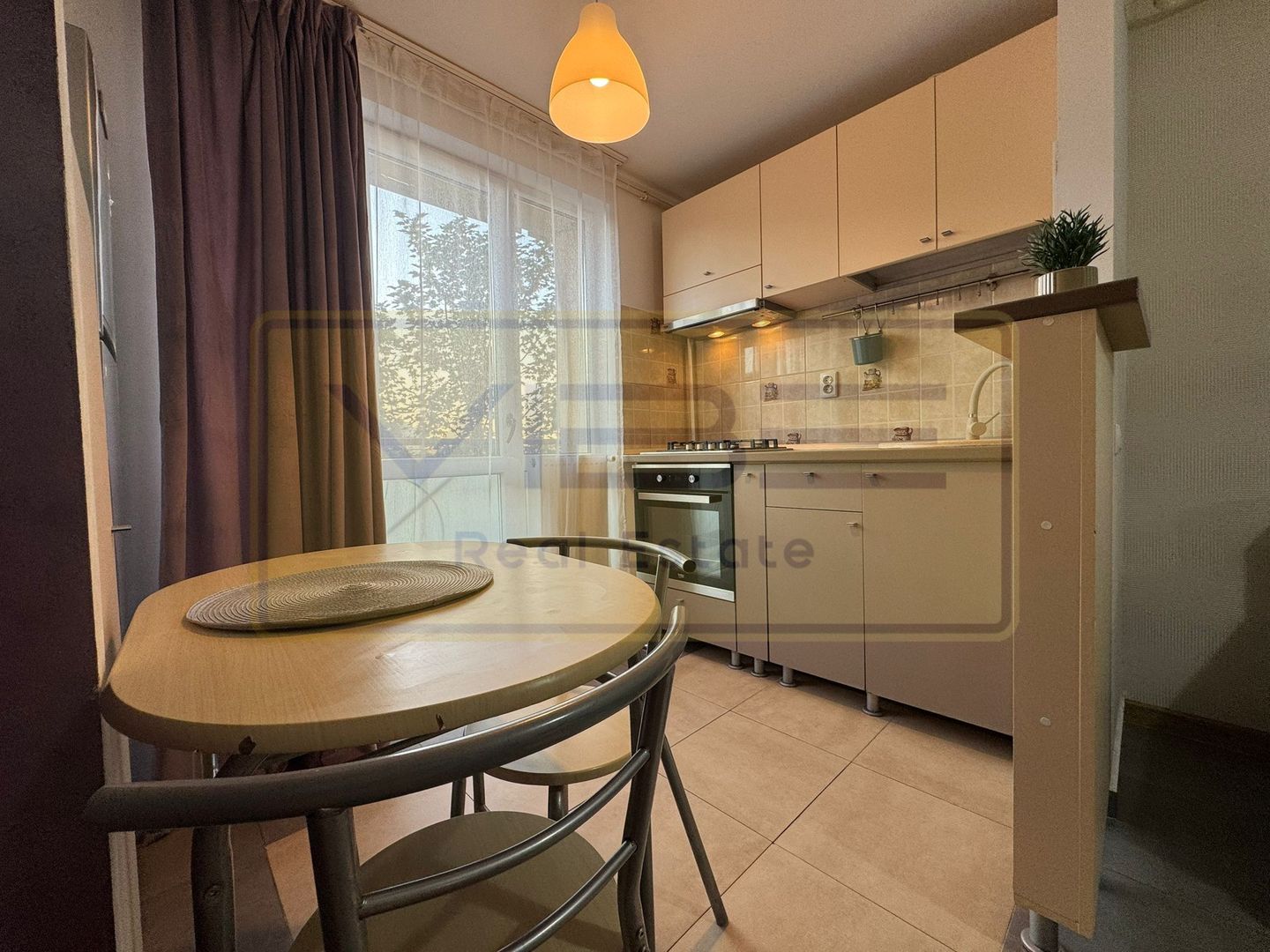 Apartament 2 camere modern  Podu Ros 15 min Palas Mall - Poză 7