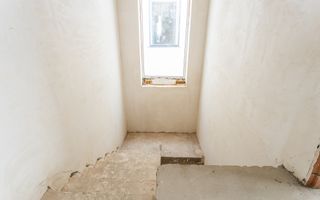 Vânzare, casă, 2 nivele, 4 camere, strada Mihai Eminescu, Cruzeşti - Poză 2