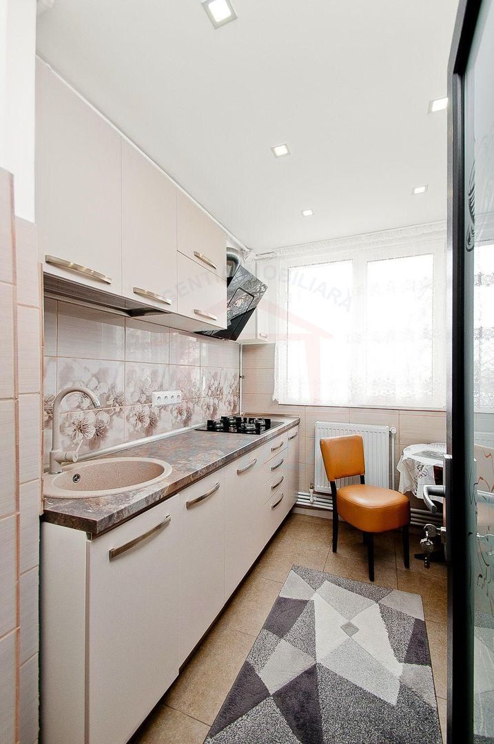 Apartament modern 3 camere de vânzare – Tiglina 1, Galați - Poză 10