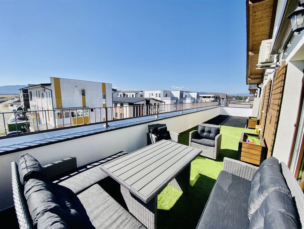 Penthouse modern - 110 mp utili + terasa 40 mp utili - C. Arhitectilor - Poză 3