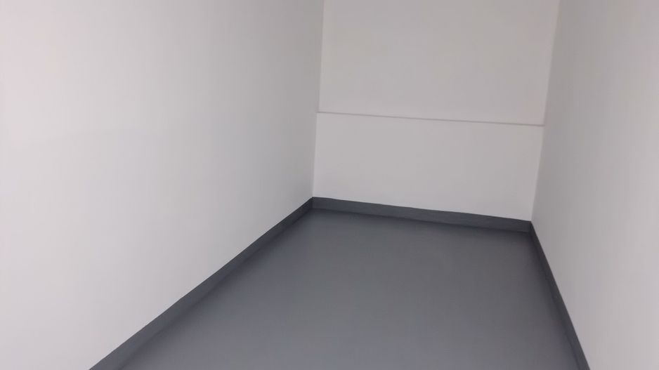 Proprietate industriala  la 35 km de TM - Poză 23