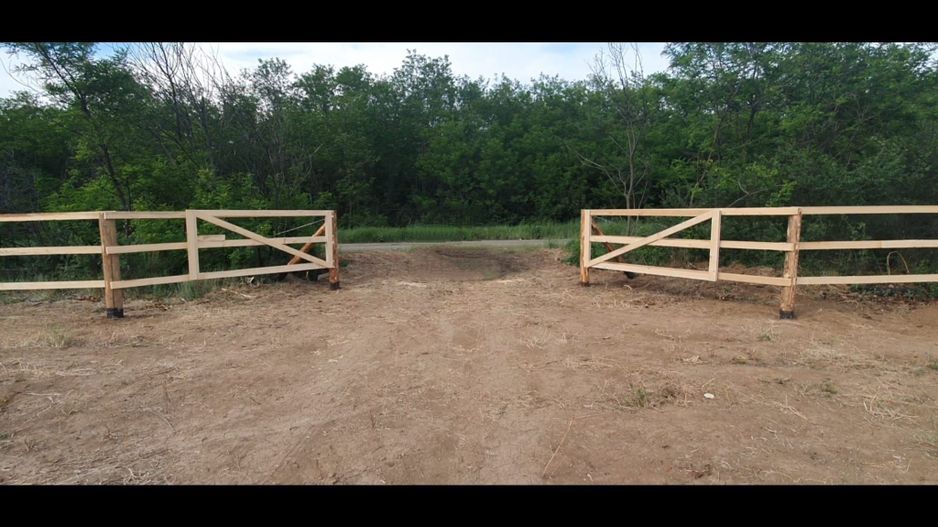 Teren (livada) destinatii multiple, imprejmuit, zona super - Poză 5