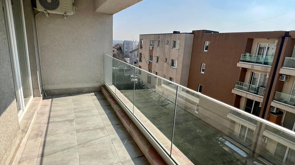 Luminos și spațios - Poză 18