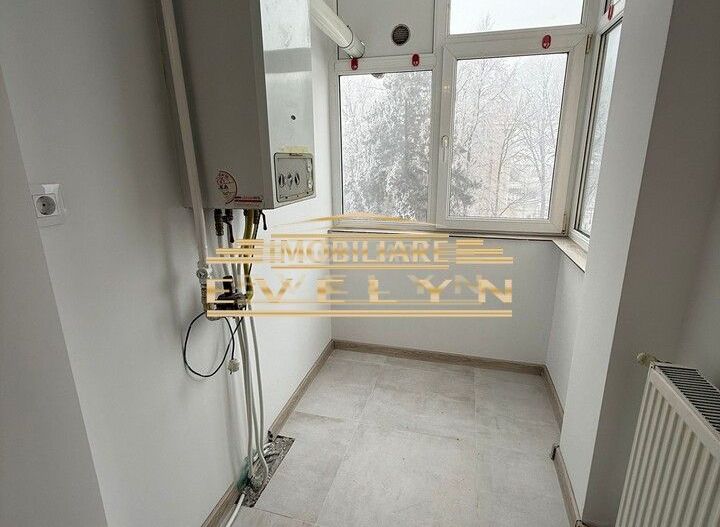De vânzare apartament 2 camere – Pietonalul Unirii - Poză 6