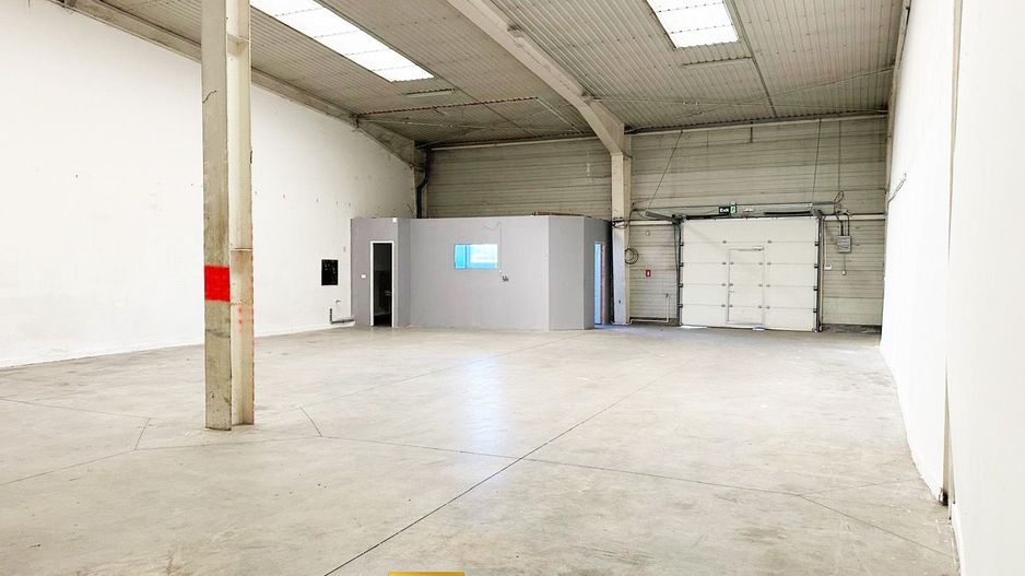 Spatiu industrial de inchiriat Arad 227 mp acces TIR - Poză 1