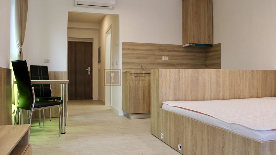 Încălzire în pardoseală, cheltuieli de intretinere mici, loc parcare inclus. - Poză 1