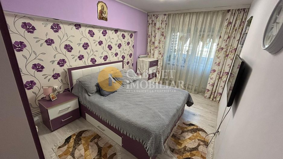 3 CAMERE DECOMANDAT--2 BAI--ETAJ INTERMEDIAR--RENOVAT--MOBILAT+UTILAT - Poză 3